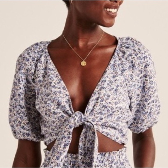 Abercrombie & Fitch Tops - Abercrombie & Fitch Floral Tie Cropped Blouse Linen S
